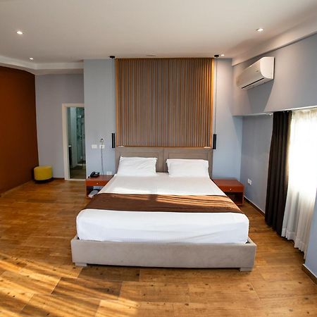 Olivar Hotel Tirana Selitë e Vogël Extérieur photo