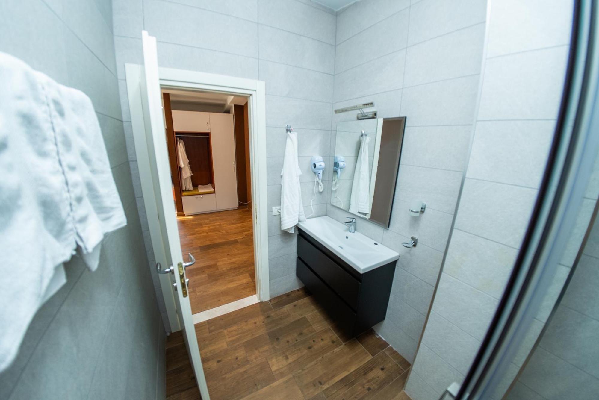 Olivar Hotel Tirana Selitë e Vogël Extérieur photo