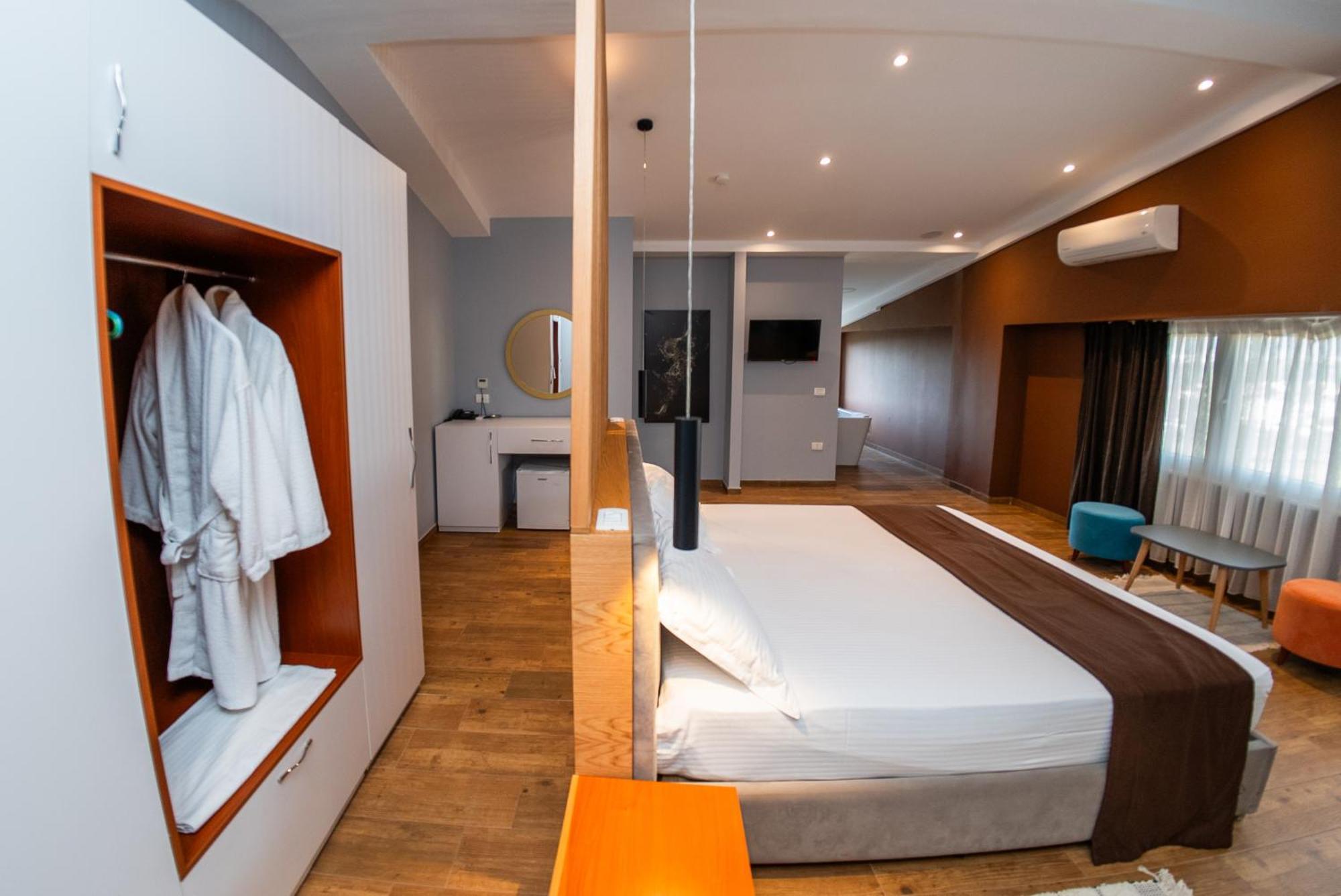 Olivar Hotel Tirana Selitë e Vogël Extérieur photo